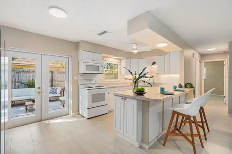 635 Melody Circle Sarasota FL 34237