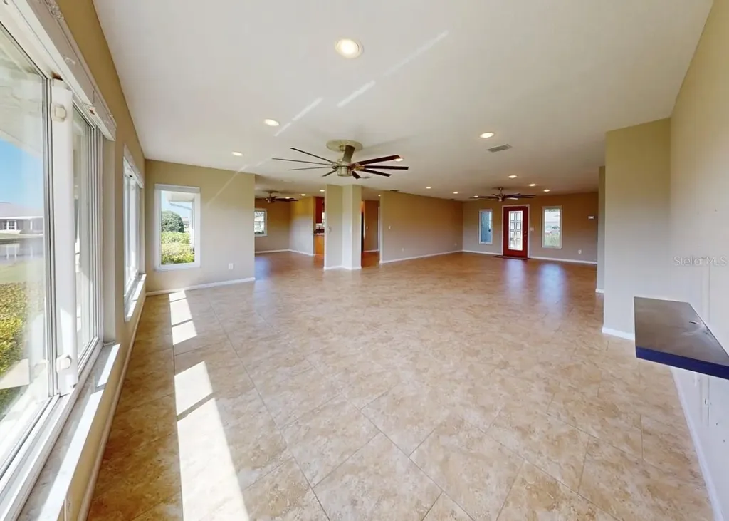 2110 W View Drive Sun City Center FL 33573