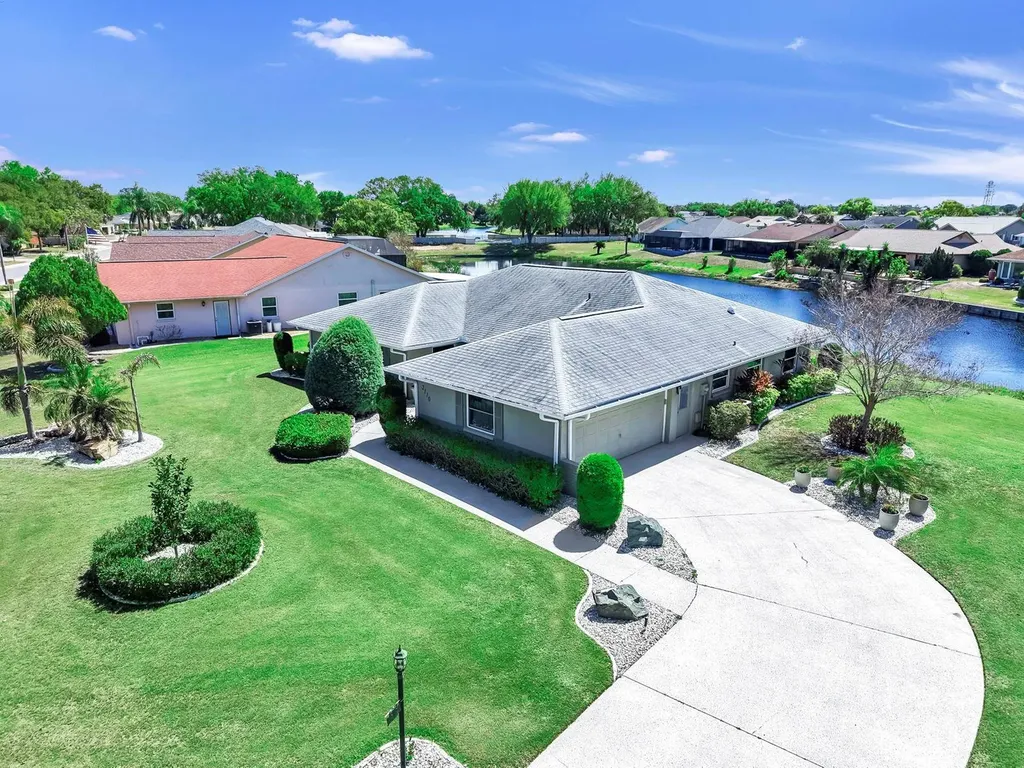 2110 W View Drive Sun City Center FL 33573