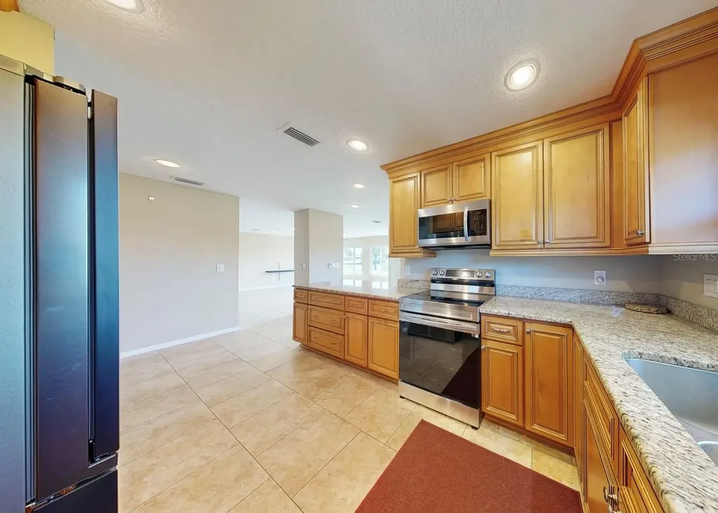 2110 W View Drive Sun City Center FL 33573