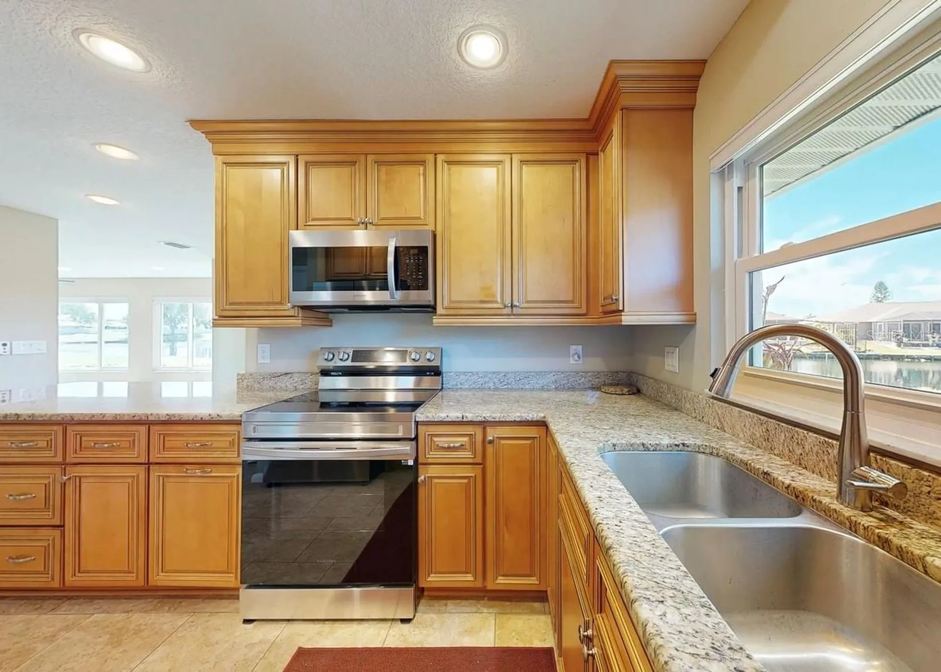 2110 W View Drive Sun City Center FL 33573