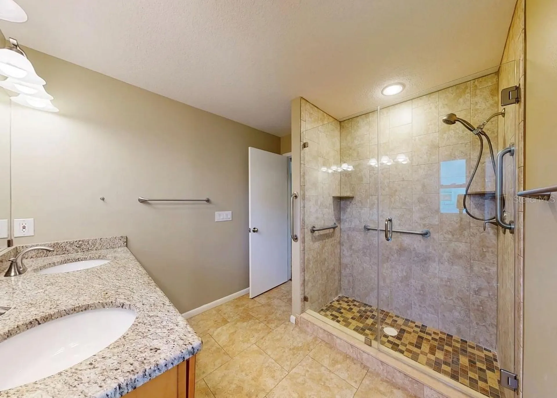 2110 W View Drive Sun City Center FL 33573
