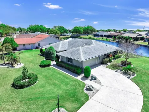 2110 W View Drive Sun City Center FL 33573