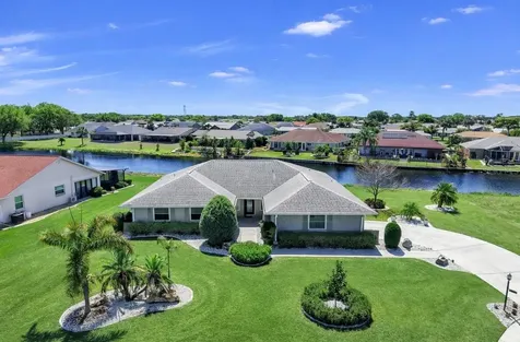 2110 W View Drive Sun City Center FL 33573