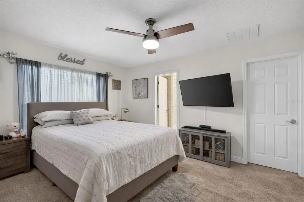 539 Lake Eagle Lane Sanford FL 32773