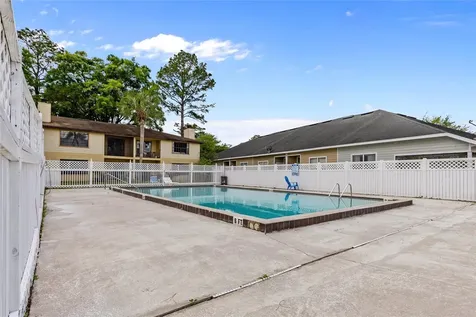 6400 NW 106th Place Alachua FL 32615