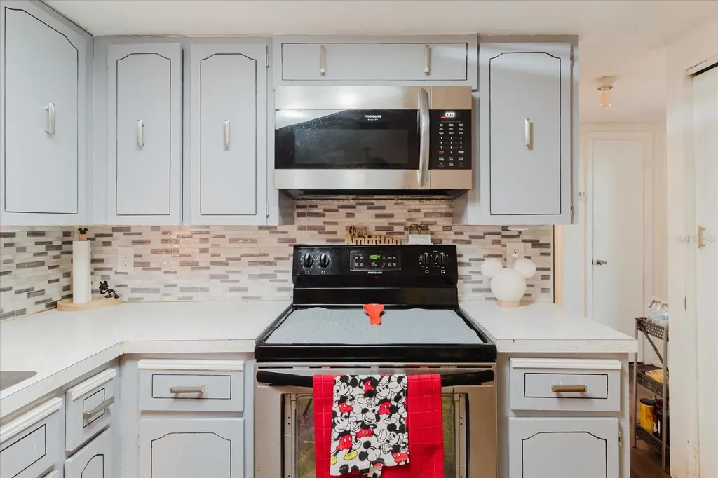 9731 Rainbow Lane Port Richey FL 34668