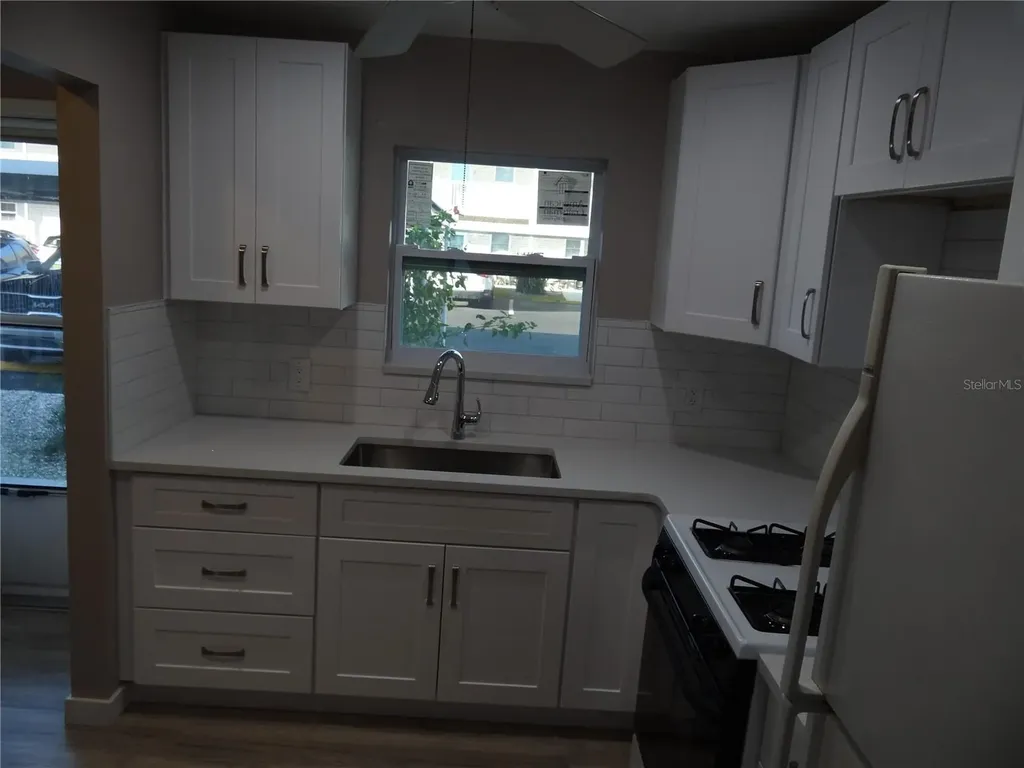 5287 81st Street St Petersburg FL 33709