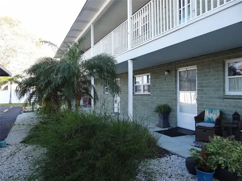 5287 81st Street St Petersburg FL 33709