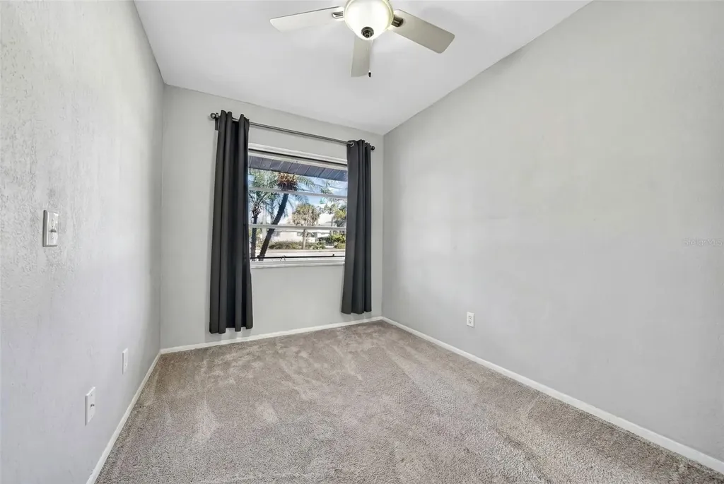 405 W Seminole Drive Venice FL 34293