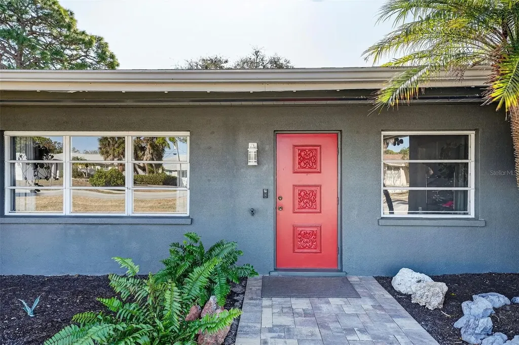 405 W Seminole Drive Venice FL 34293