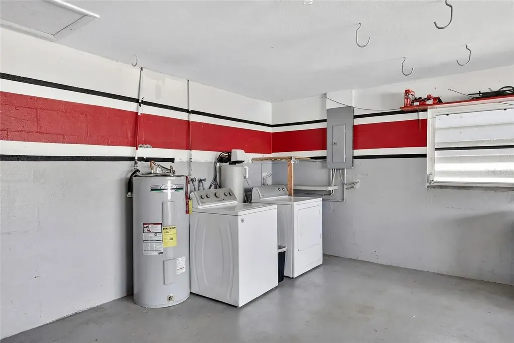 405 W Seminole Drive Venice FL 34293