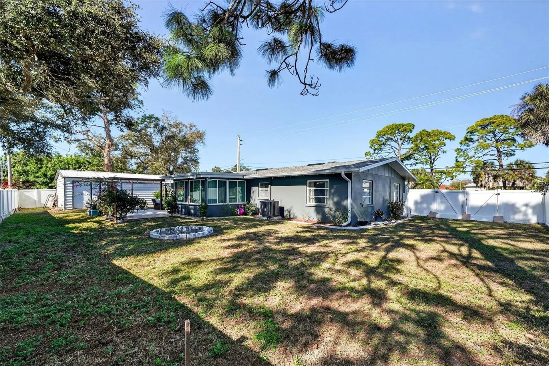405 W Seminole Drive Venice FL 34293