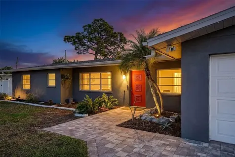 405 W Seminole Drive Venice FL 34293