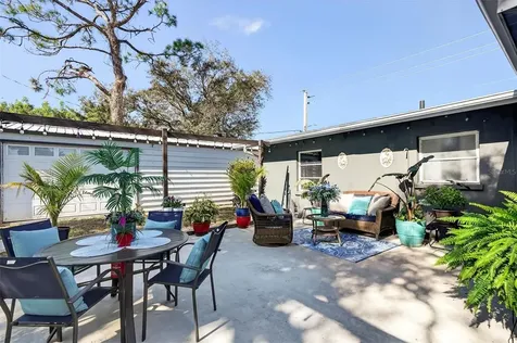 405 W Seminole Drive Venice FL 34293