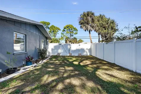 405 W Seminole Drive Venice FL 34293