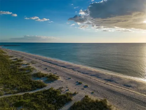 405 W Seminole Drive Venice FL 34293