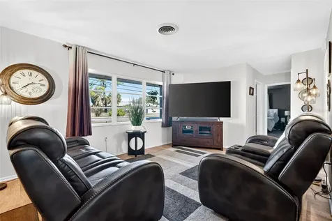 405 W Seminole Drive Venice FL 34293