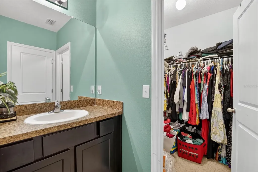 8647 Falling Blue Place Riverview FL 33578