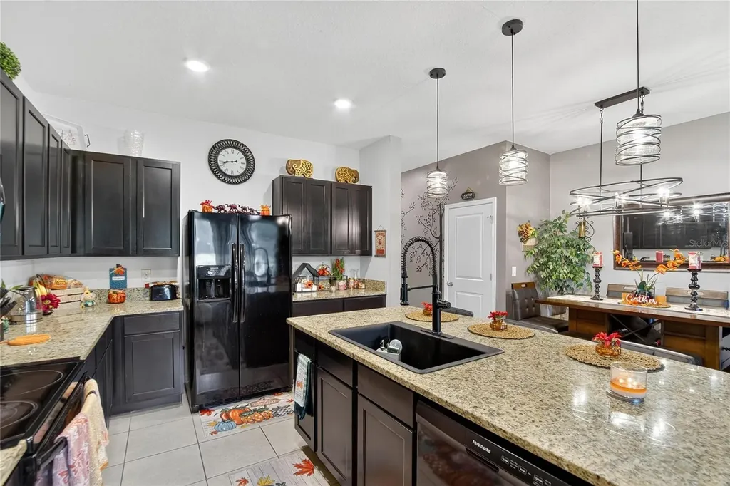 8647 Falling Blue Place Riverview FL 33578