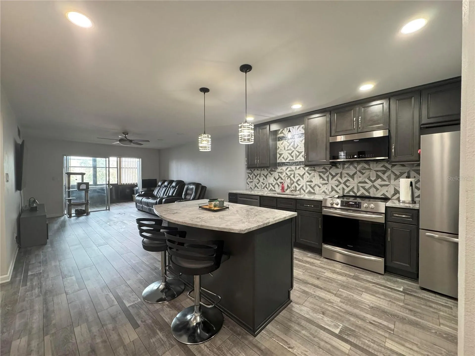 11485 Oakhurst Road Largo FL 33774