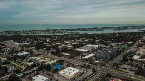 11485 Oakhurst Road Largo FL 33774