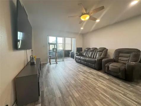 11485 Oakhurst Road Largo FL 33774