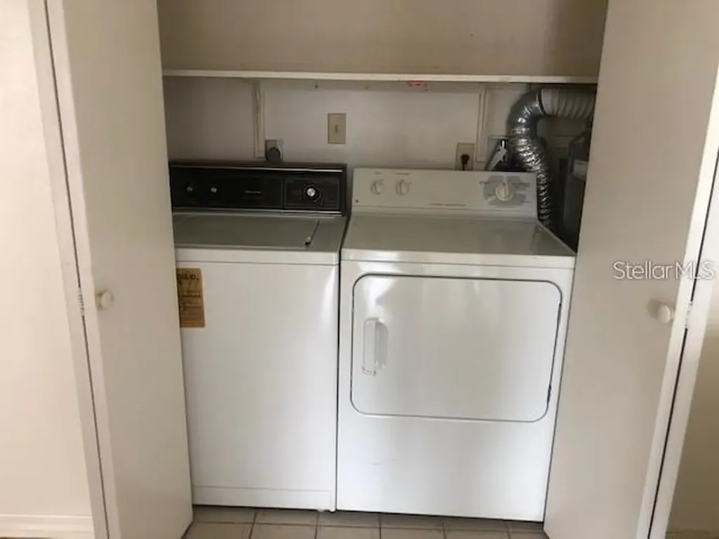 2125 Pueblo Circle Sarasota FL 34231