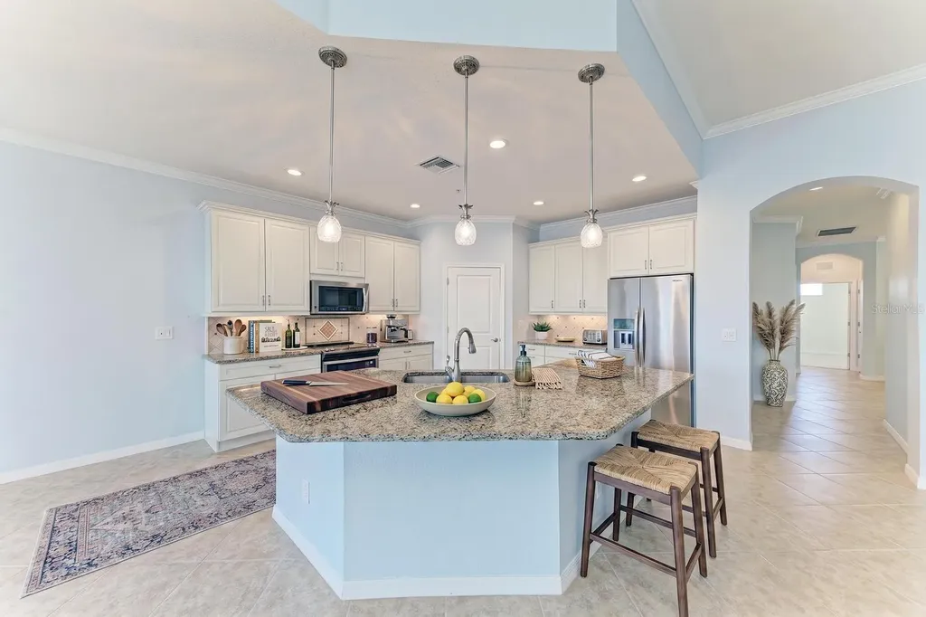1246 Riverscape Street Bradenton FL 34208