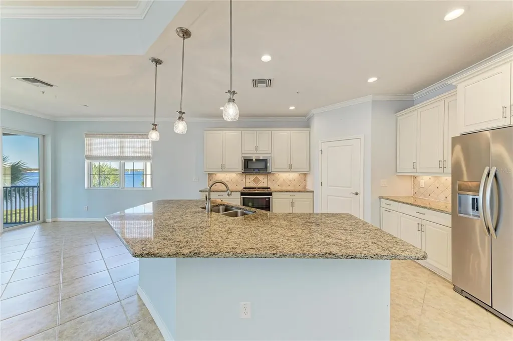 1246 Riverscape Street Bradenton FL 34208