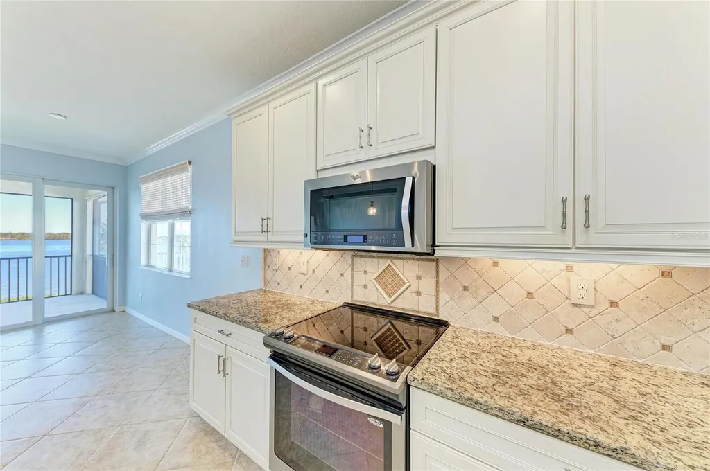1246 Riverscape Street Bradenton FL 34208