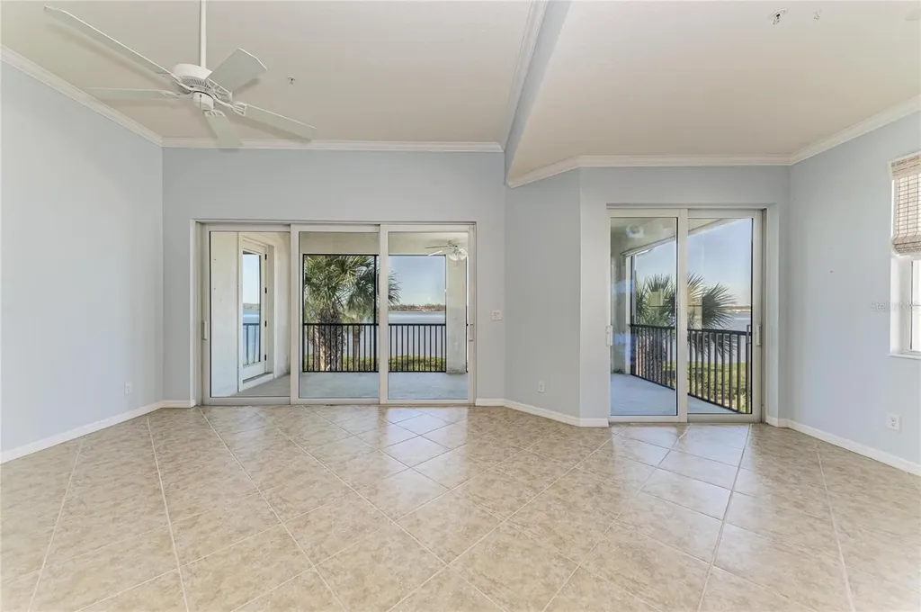 1246 Riverscape Street Bradenton FL 34208
