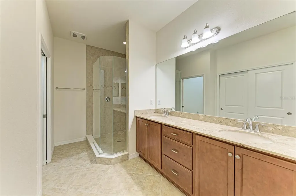 1246 Riverscape Street Bradenton FL 34208