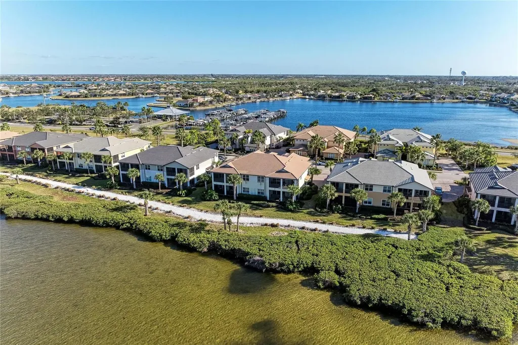1246 Riverscape Street Bradenton FL 34208