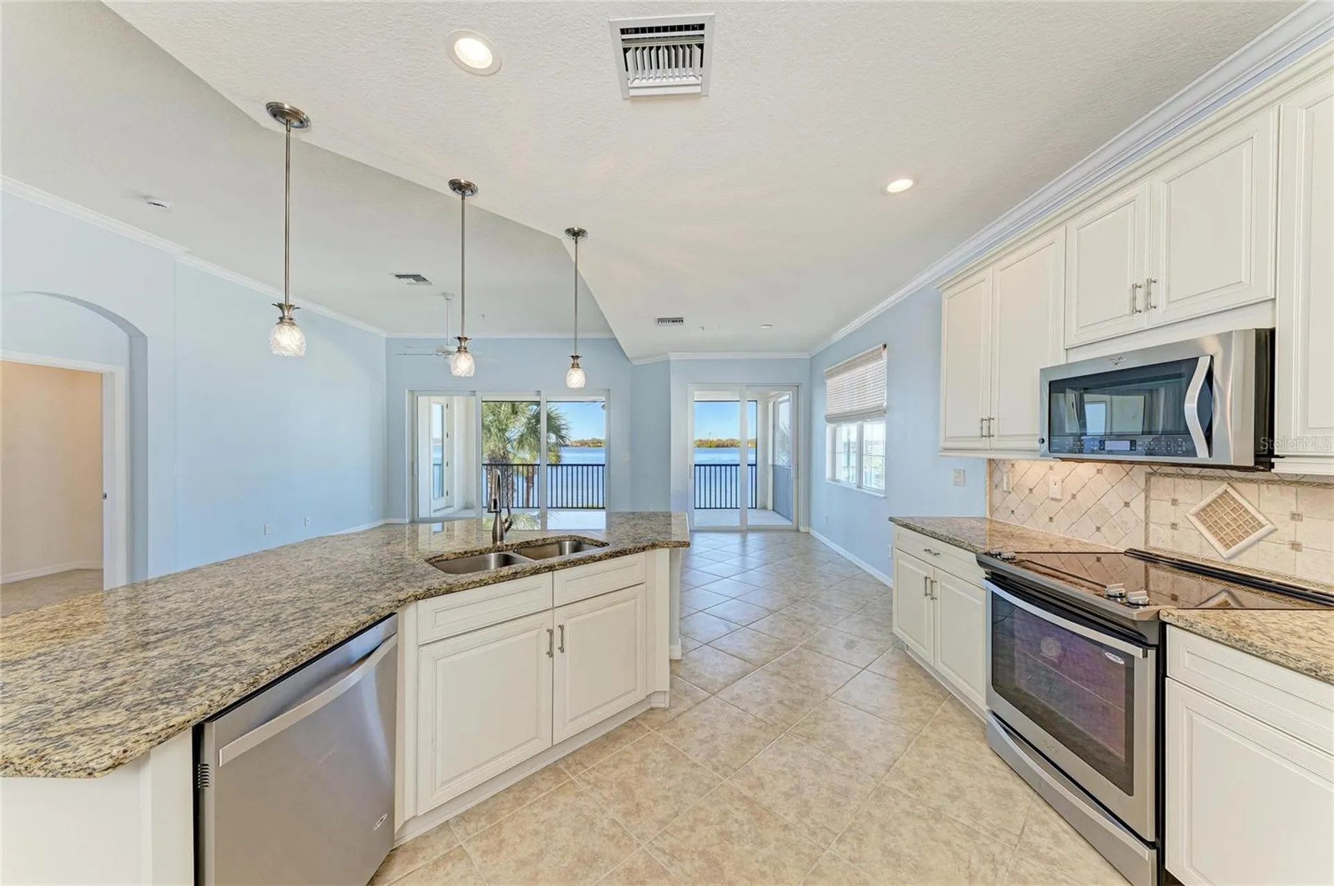 1246 Riverscape Street Bradenton FL 34208