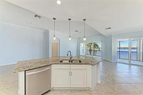 1246 Riverscape Street Bradenton FL 34208