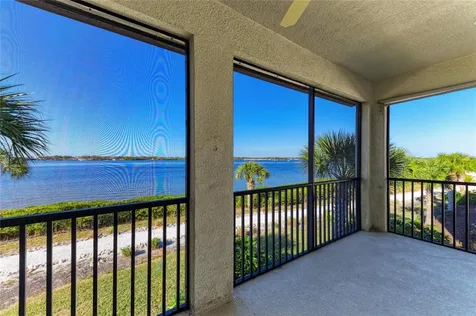 1246 Riverscape Street Bradenton FL 34208