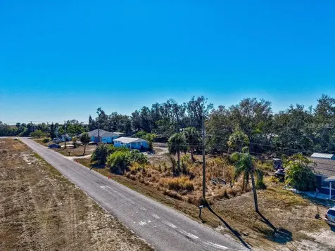 Willis Road Ruskin FL 33570