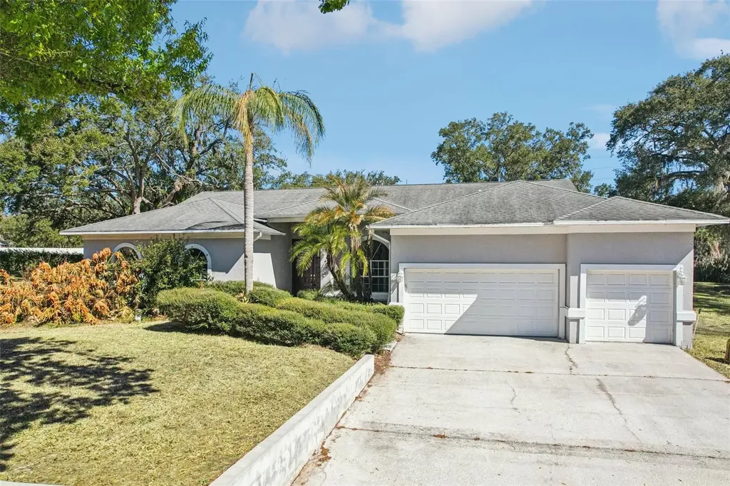 918 Academy Drive Brandon FL 33511