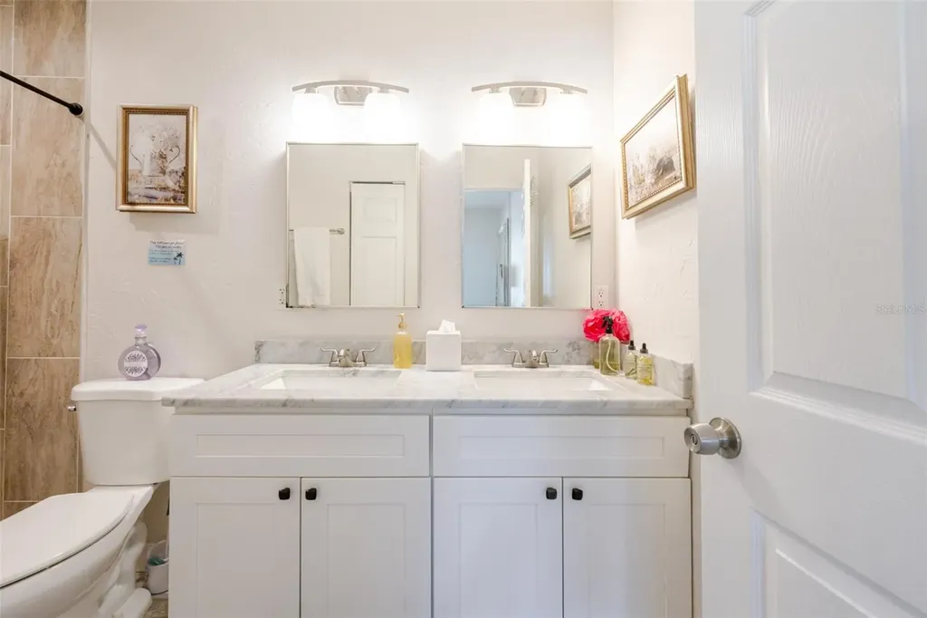 4925 Remington Drive Sarasota FL 34234