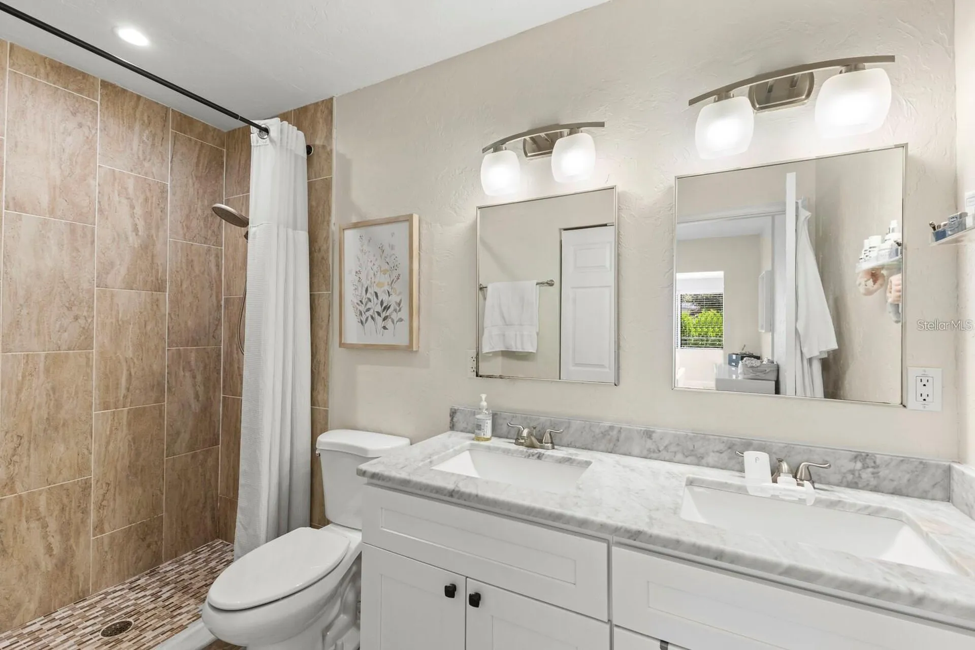 4925 Remington Drive Sarasota FL 34234