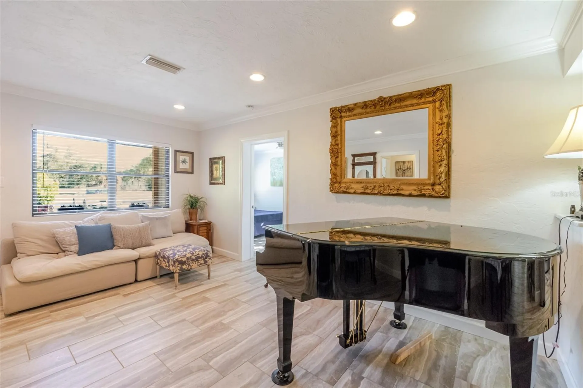 4925 Remington Drive Sarasota FL 34234