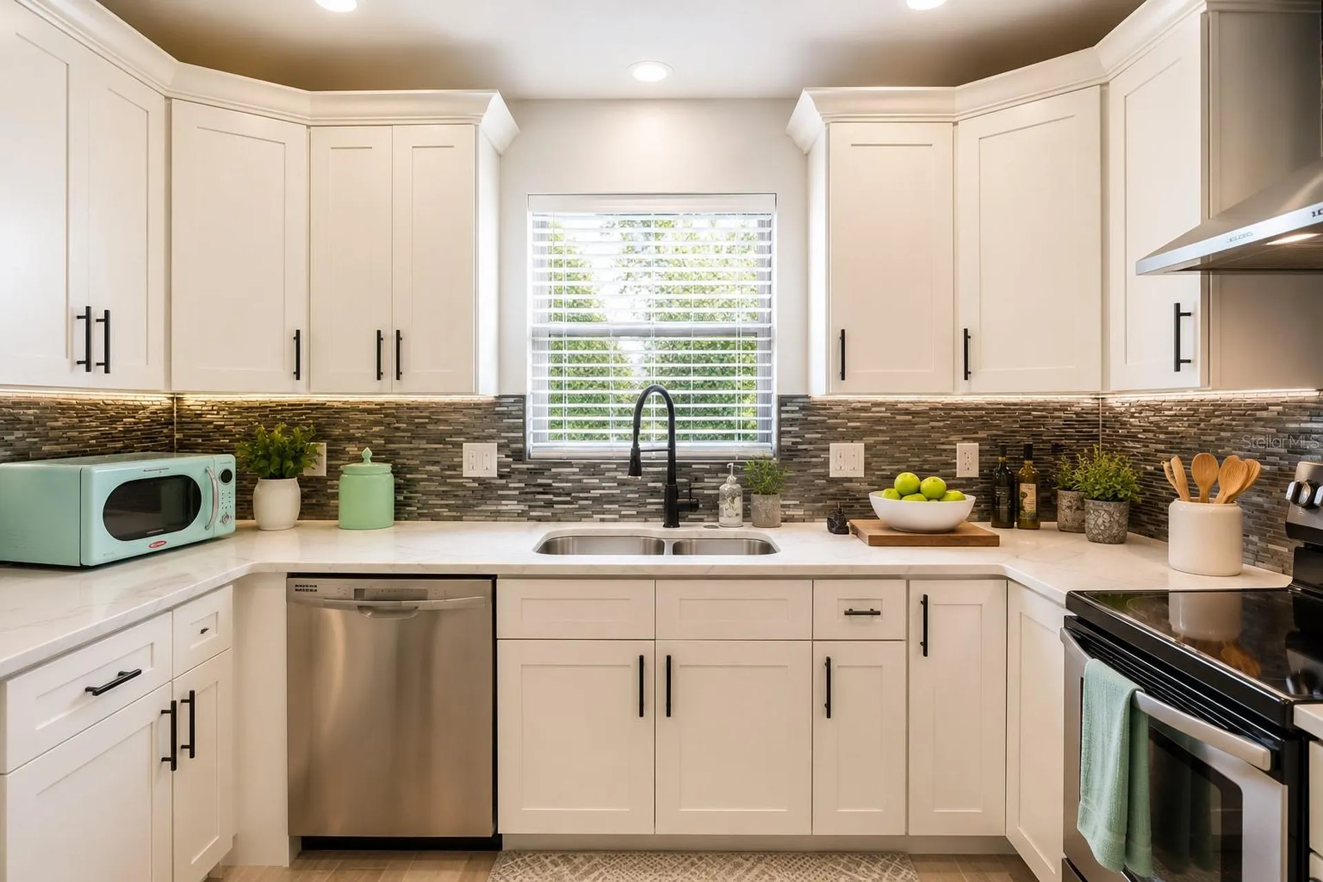 4925 Remington Drive Sarasota FL 34234