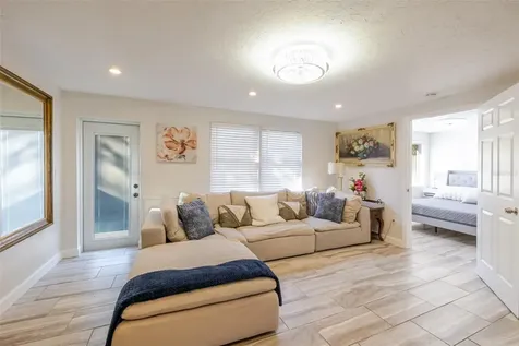 4925 Remington Drive Sarasota FL 34234