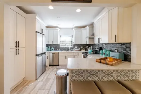 4925 Remington Drive Sarasota FL 34234