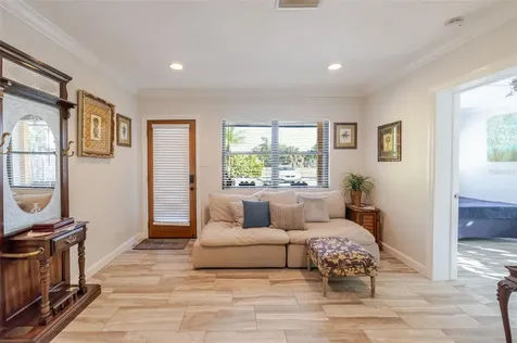 4925 Remington Drive Sarasota FL 34234