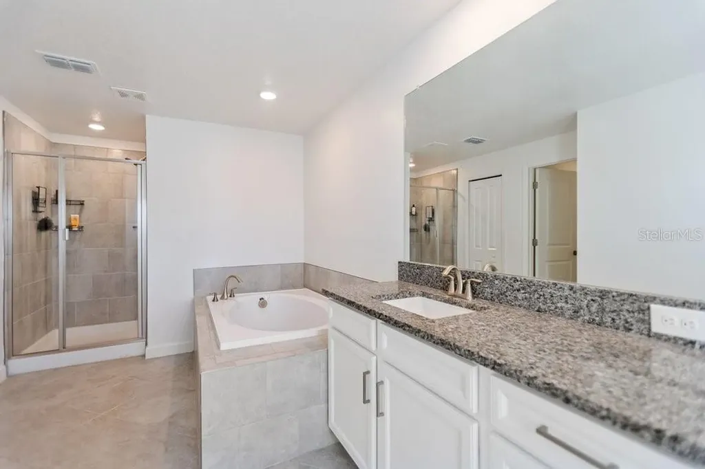 8241 Corner Pine Way New Port Richey FL 34655