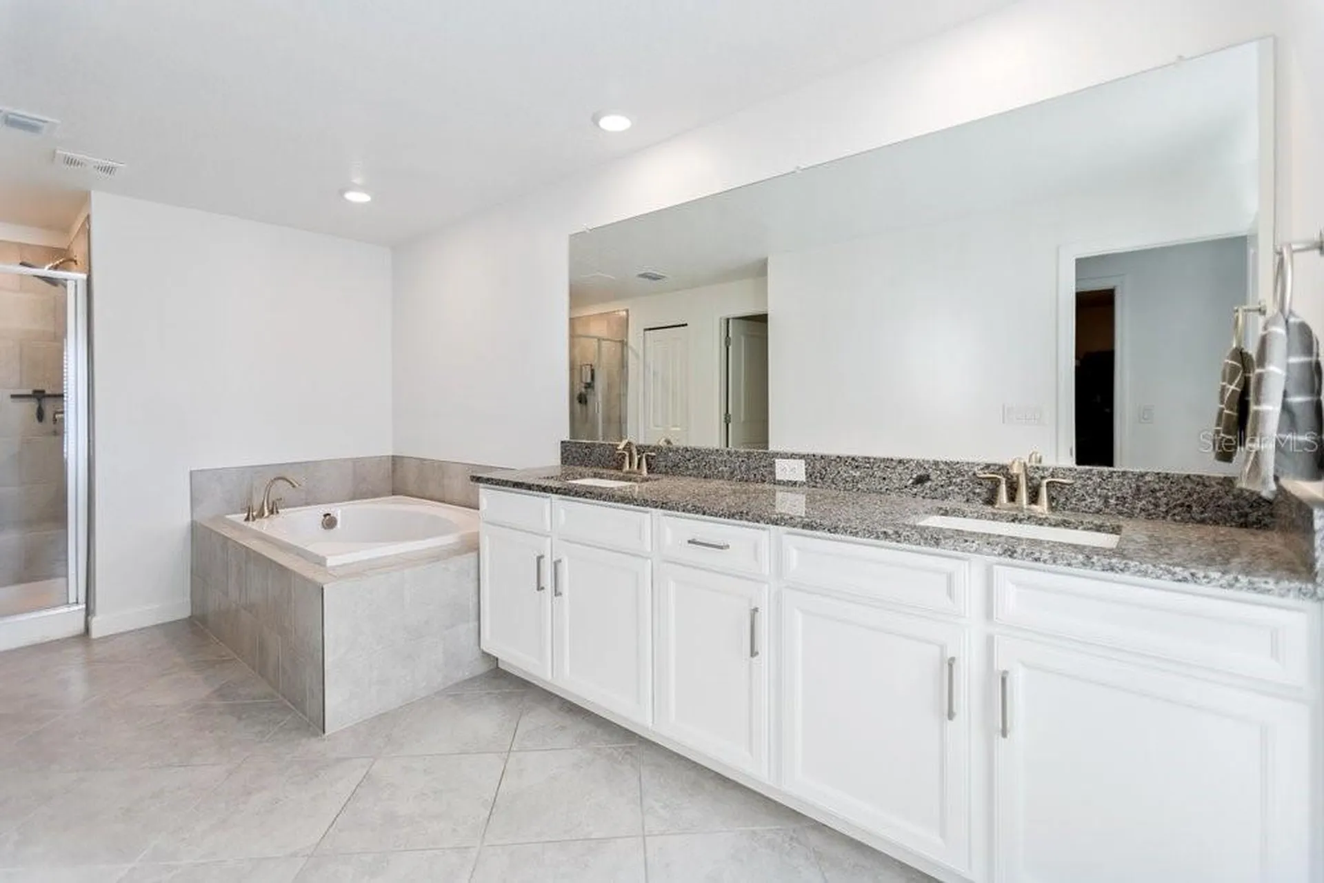 8241 Corner Pine Way New Port Richey FL 34655