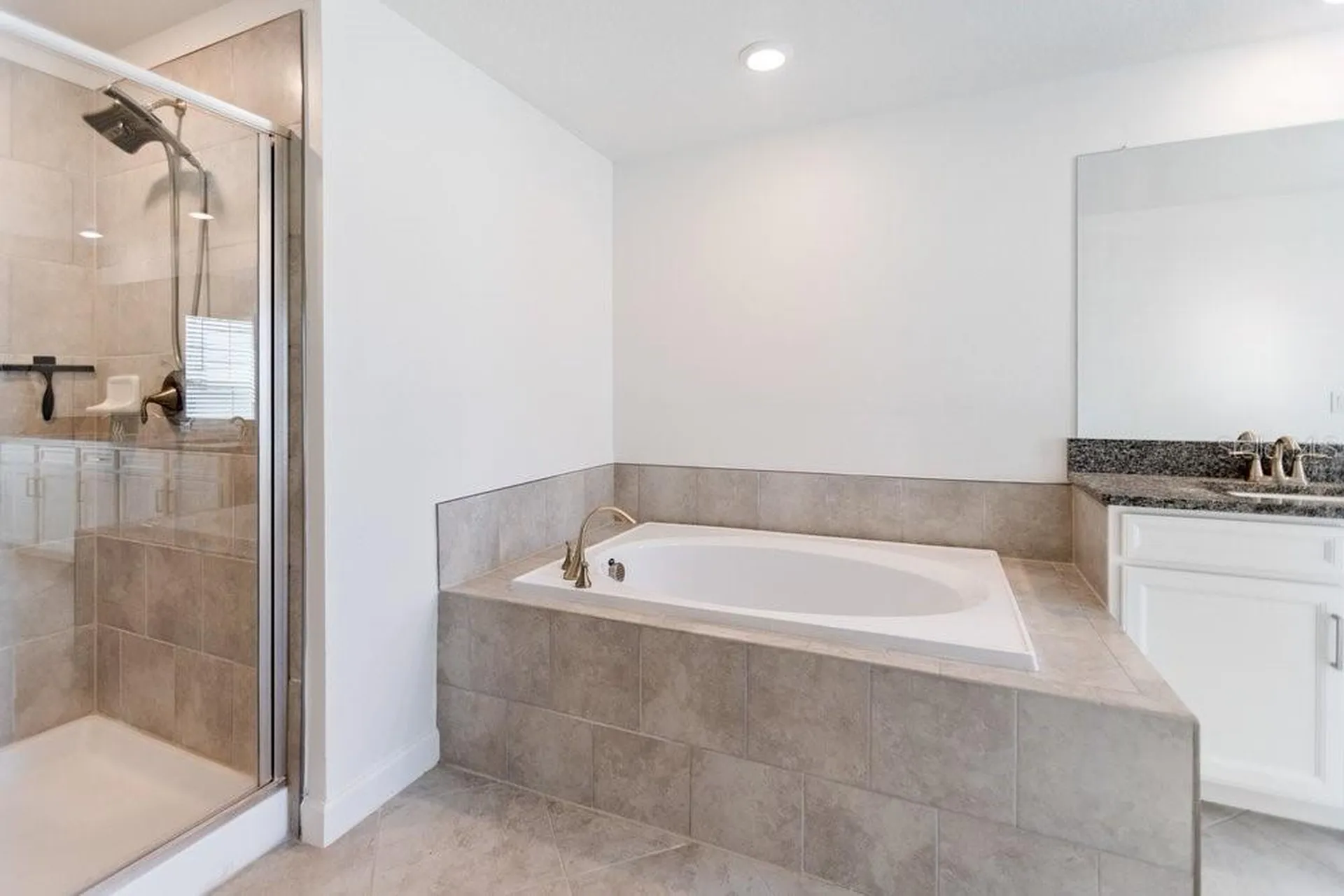 8241 Corner Pine Way New Port Richey FL 34655