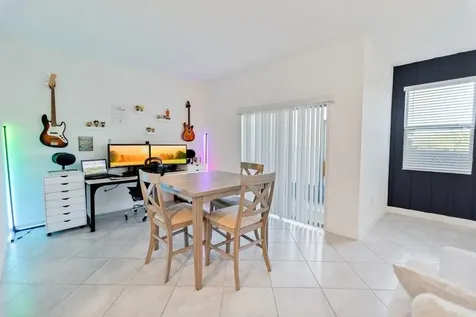8241 Corner Pine Way New Port Richey FL 34655
